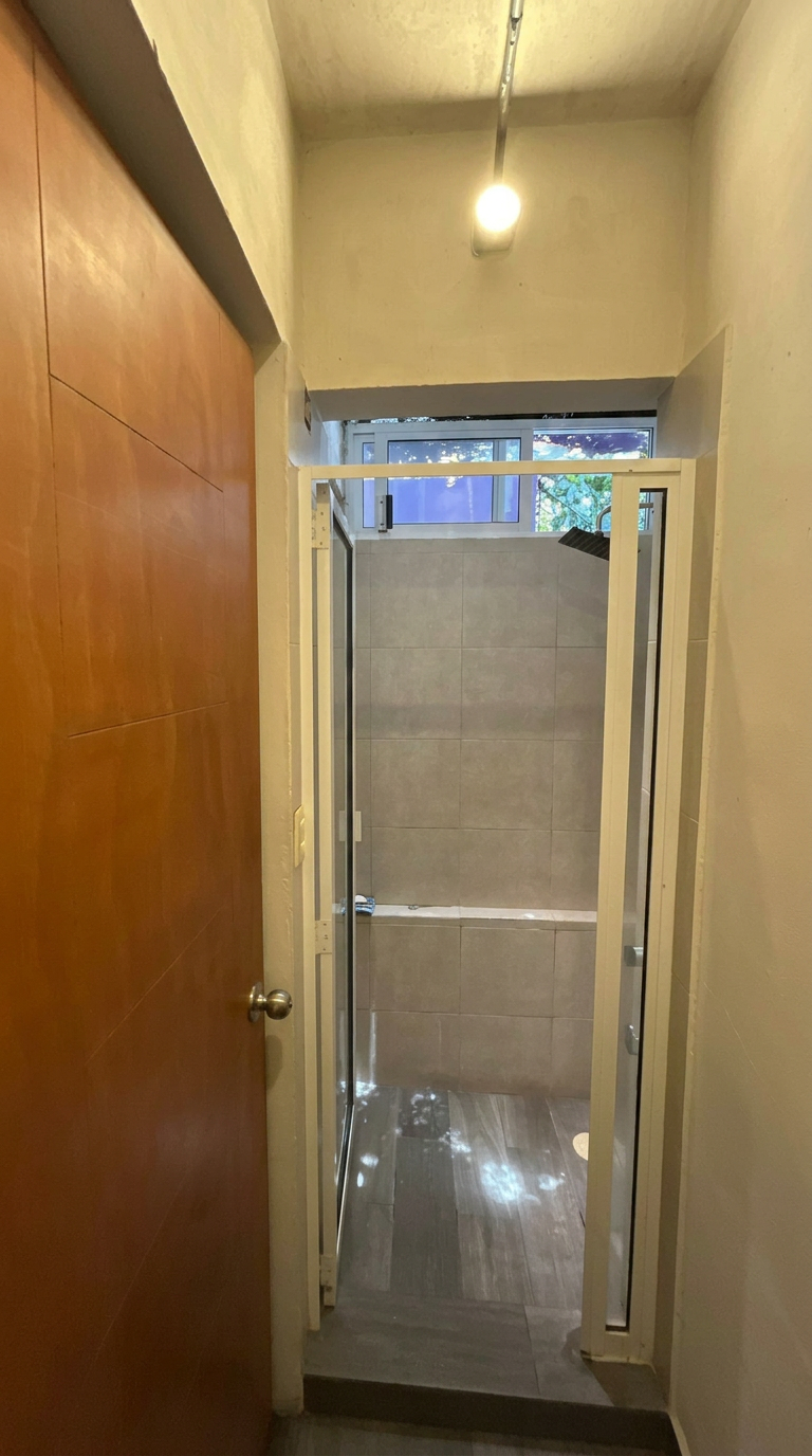 BAÑO-COM
