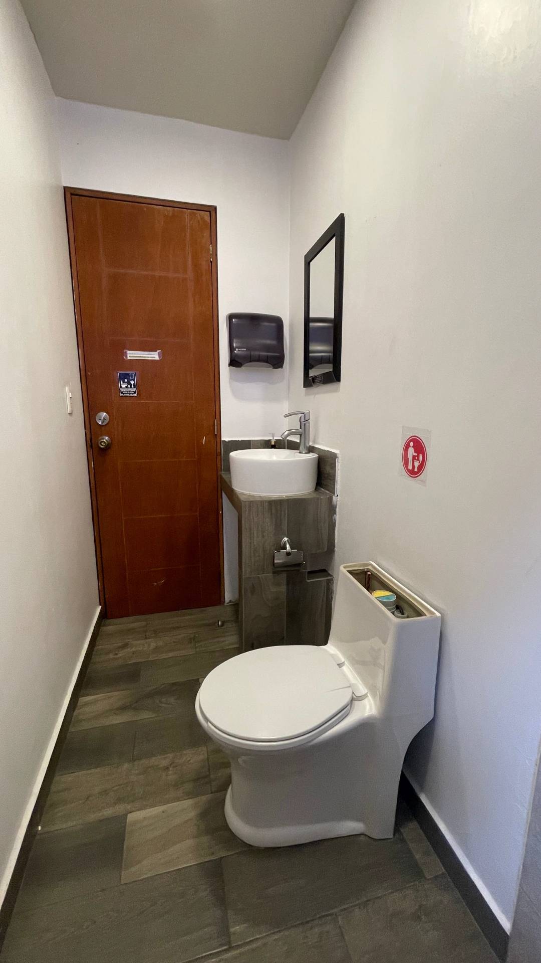 BAÑO-COMPLETO-1-min
